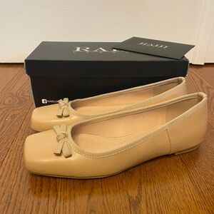 Raid London UK Ballet Flats Loafer Nude  Square Toe New box Size Euro 39 8 8.5